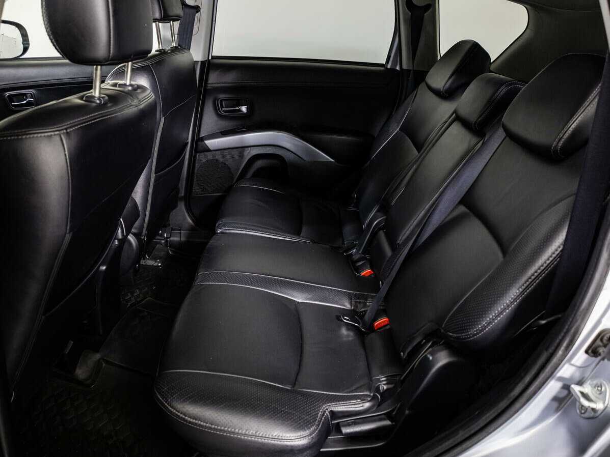 Mitsubishi Outlander, 2010 - 198 667 км. | Фото №8