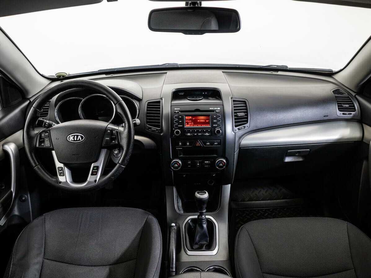 Kia Sorento, 2010 Фото №11