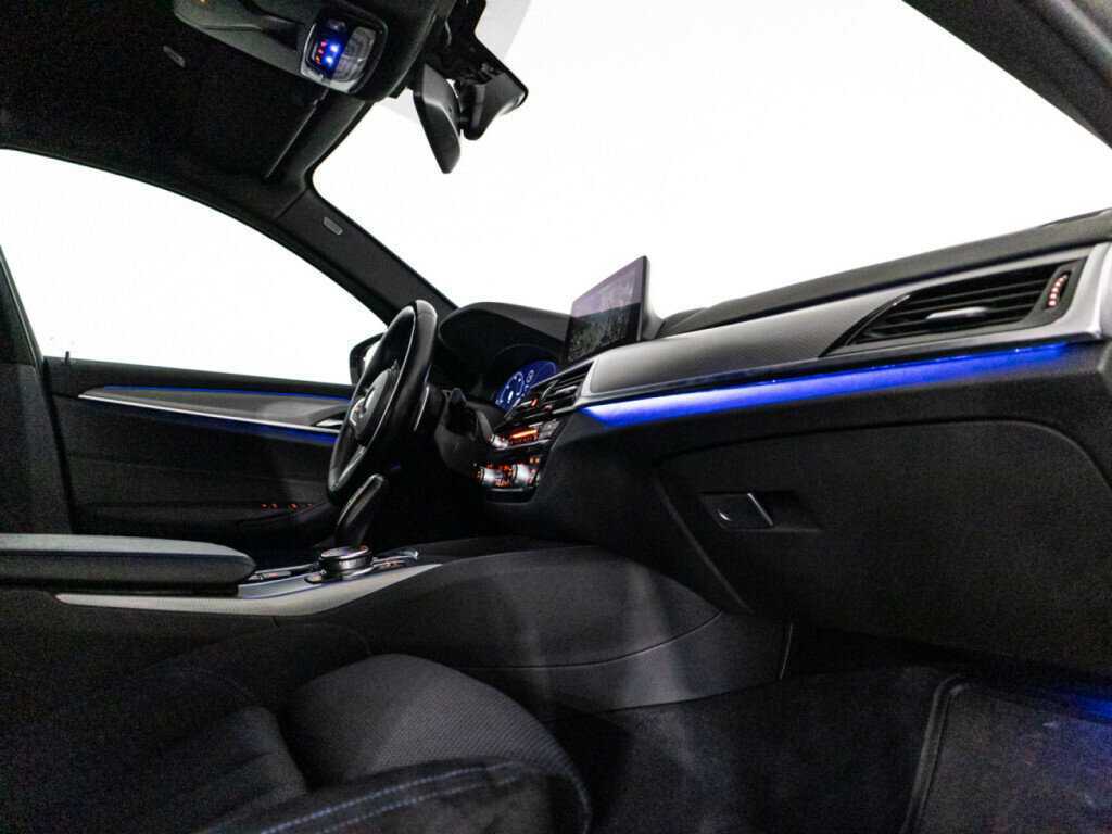 BMW 5 серии 520d xDrive, 2018 Фото №29
