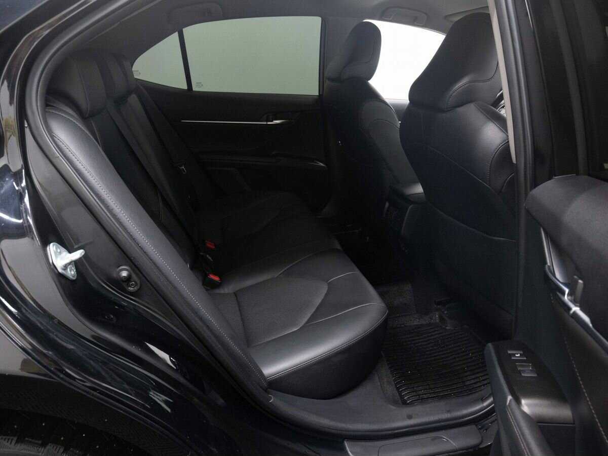 Toyota Camry, 2021 Фото №12