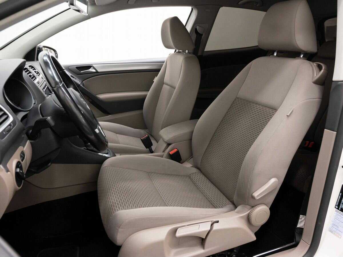 Volkswagen Golf, 2011 Фото №9