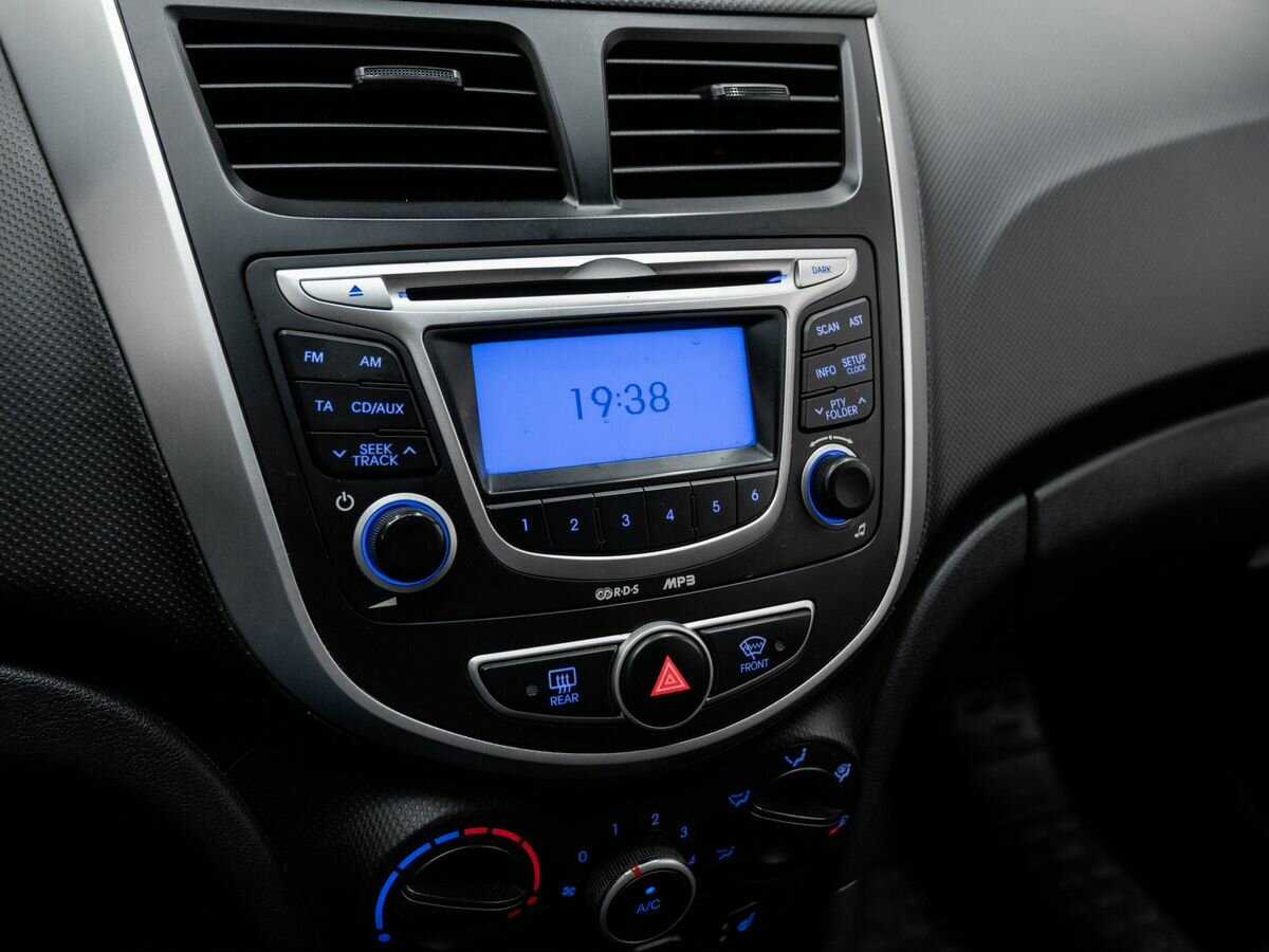 Hyundai Solaris, 2011 Фото №19