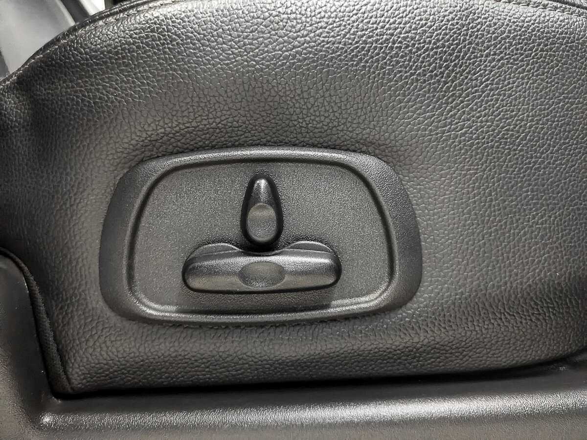 Mitsubishi Pajero, 2014 Фото №25