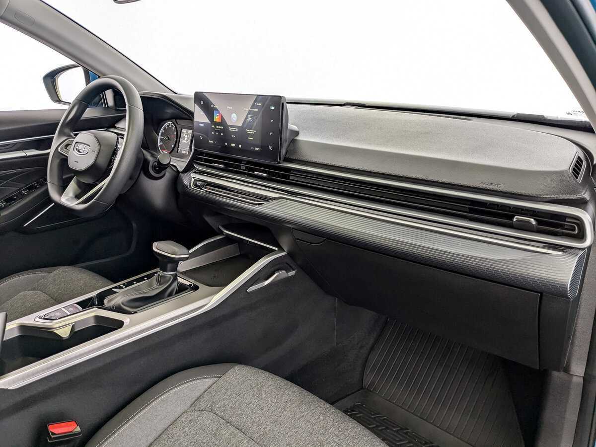 Geely Emgrand, 2023 Фото №11