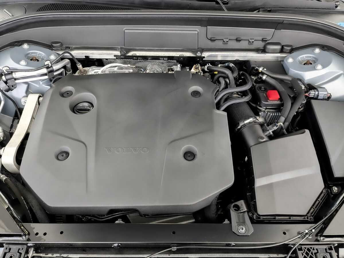 Volvo XC60, 2022 Фото №9