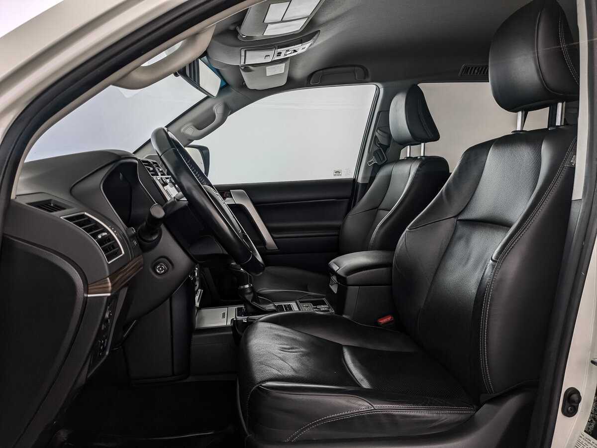 Toyota Land Cruiser Prado, 2019 Фото №20