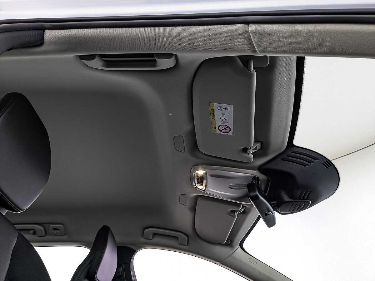 Volvo XC60, 2019 Фото №22