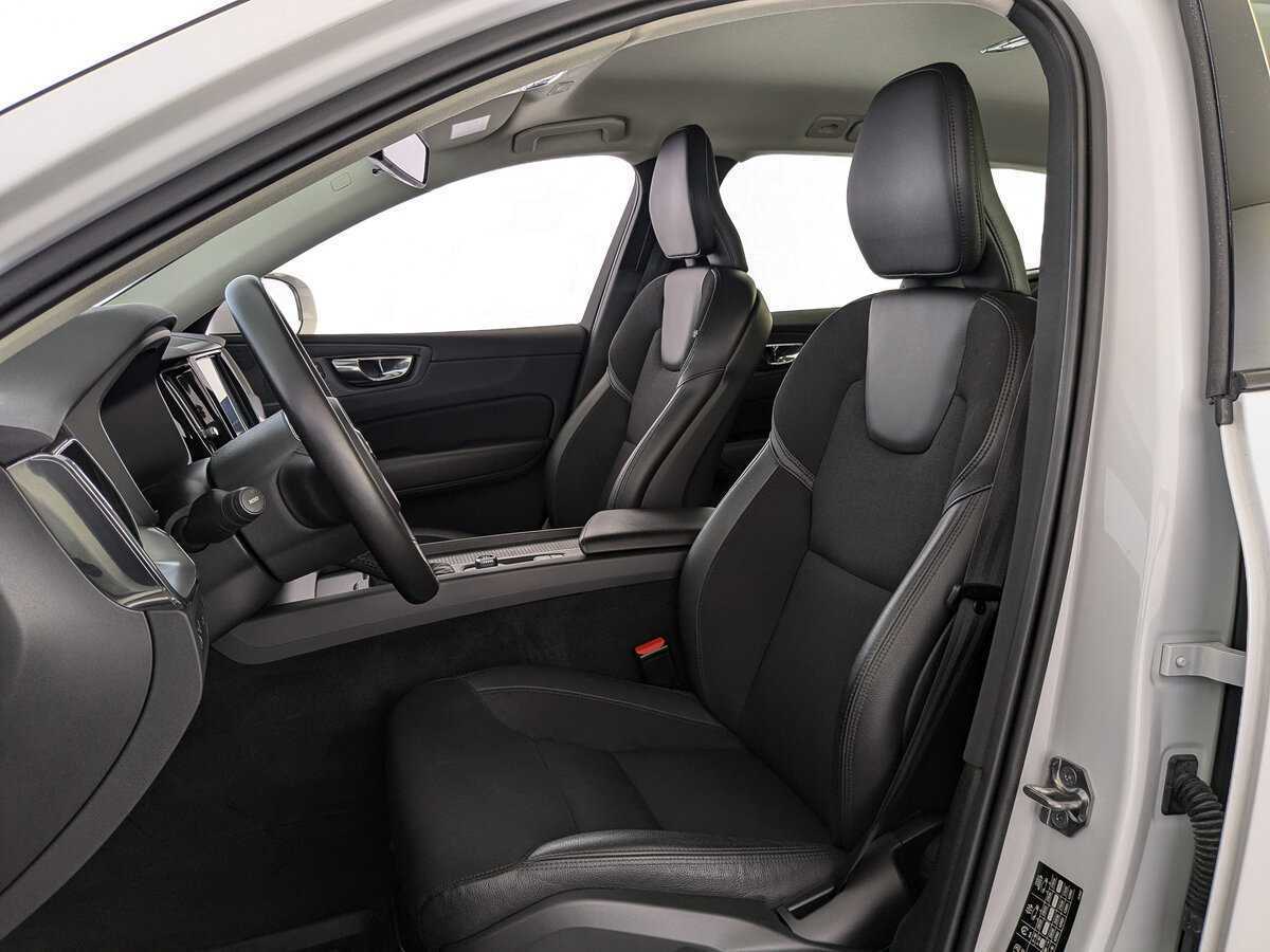 Volvo XC60, 2019 Фото №20
