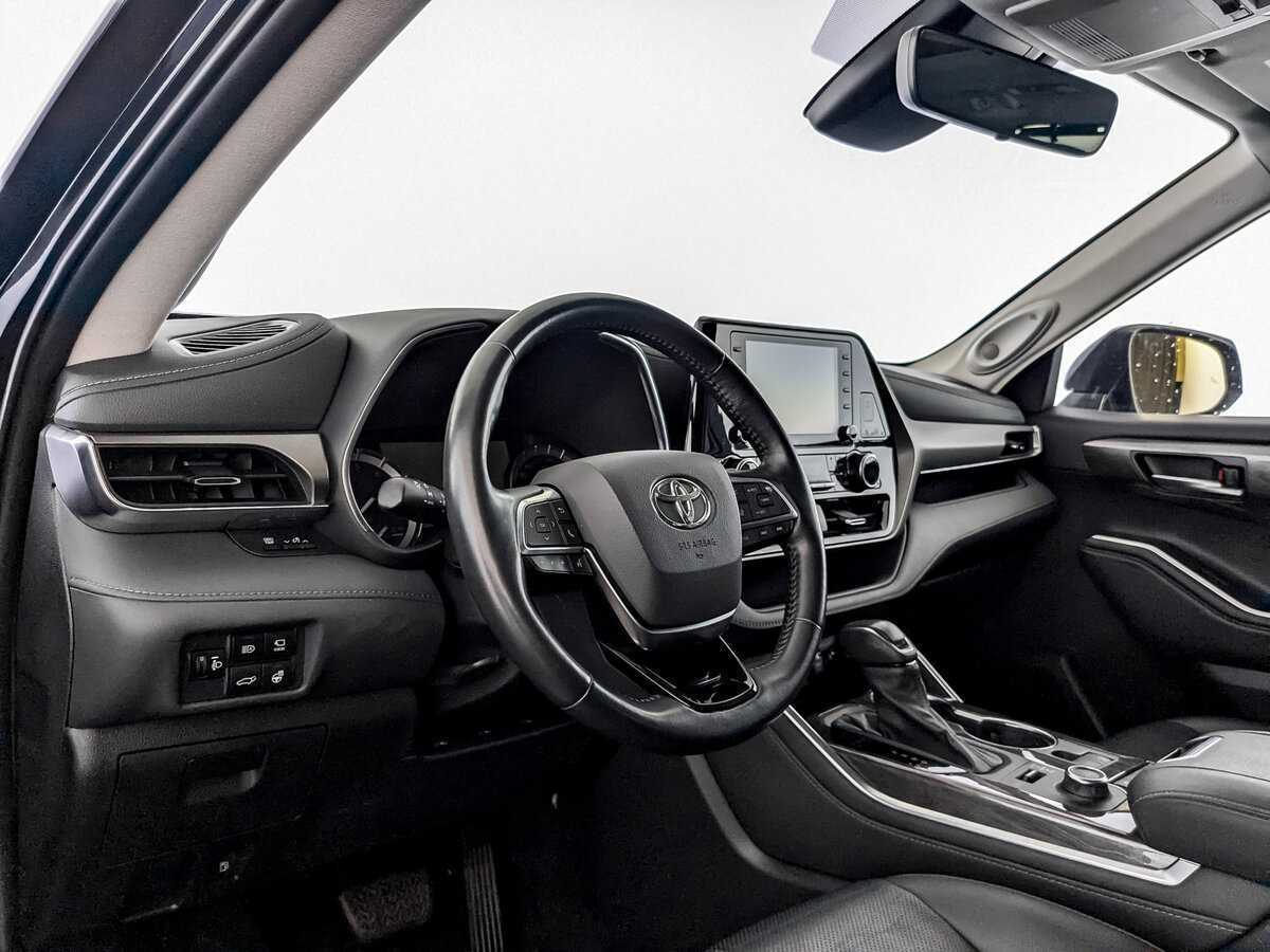 Toyota Highlander, 2021 Фото №16