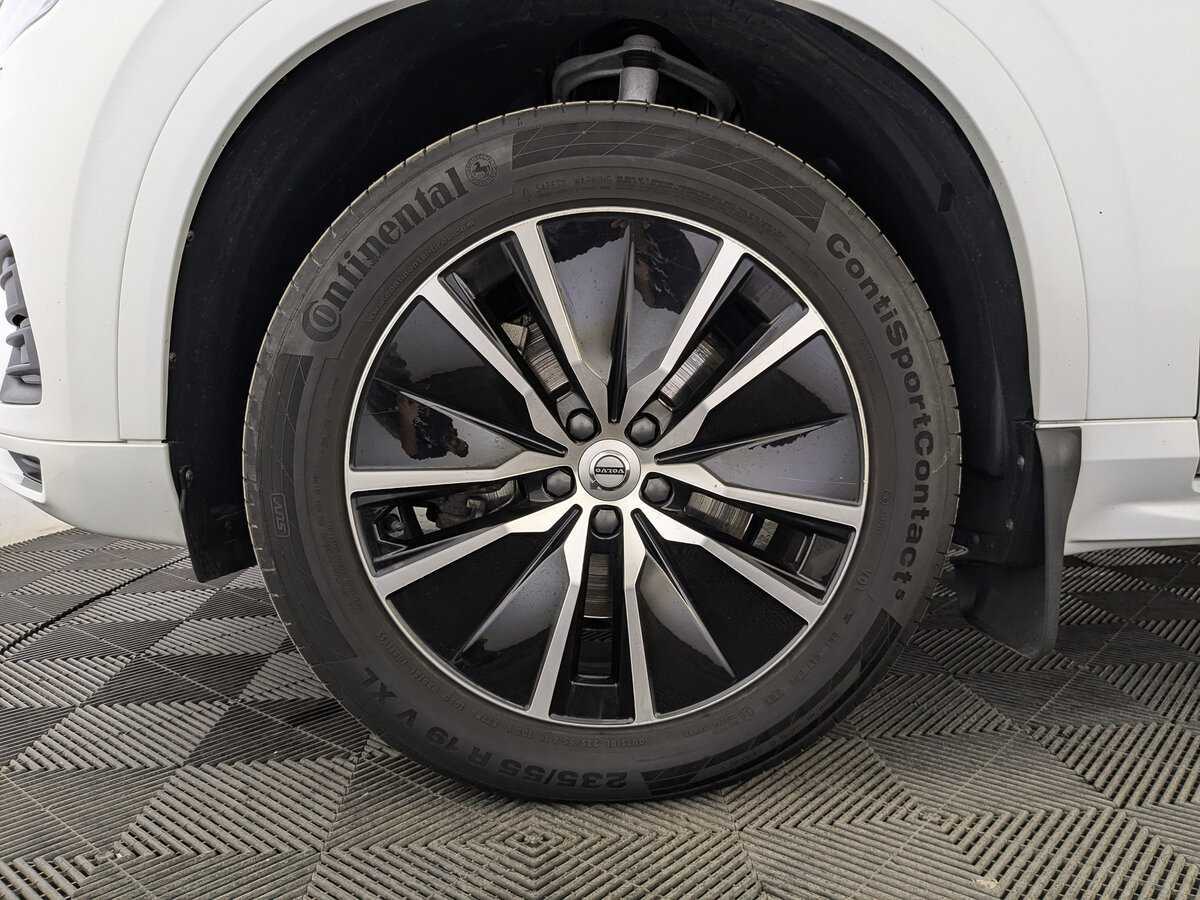 Volvo XC90 B5, 2021 Фото №12