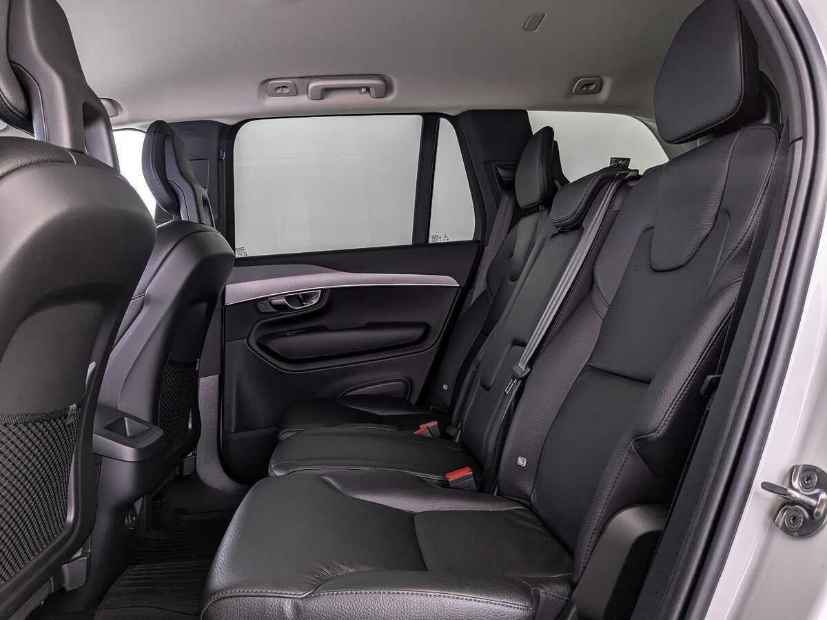 Volvo XC90 B5, 2021 Фото №18