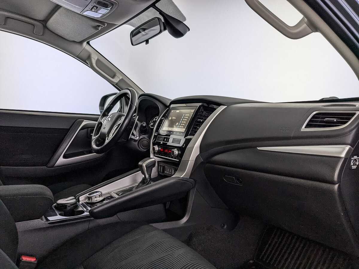 Mitsubishi Pajero Sport, 2021 Фото №12