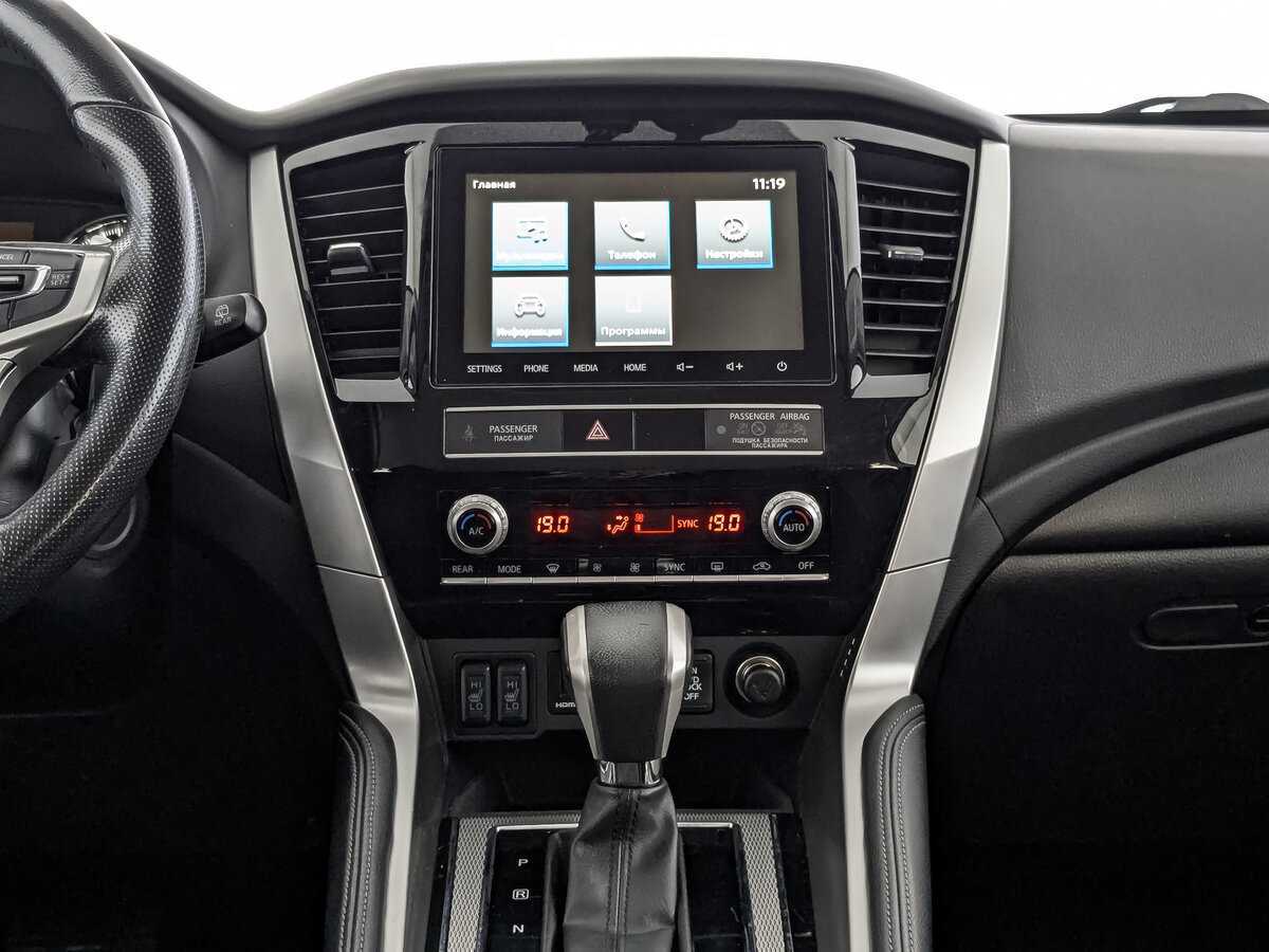 Mitsubishi Pajero Sport, 2021 Фото №16