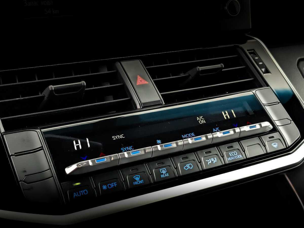 Toyota Land Cruiser, 2022 Фото №26