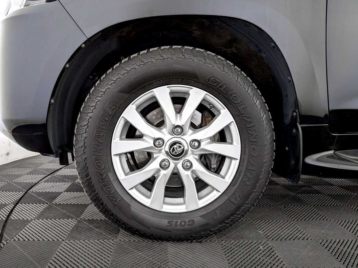 Toyota Land Cruiser, 2019 Фото №18