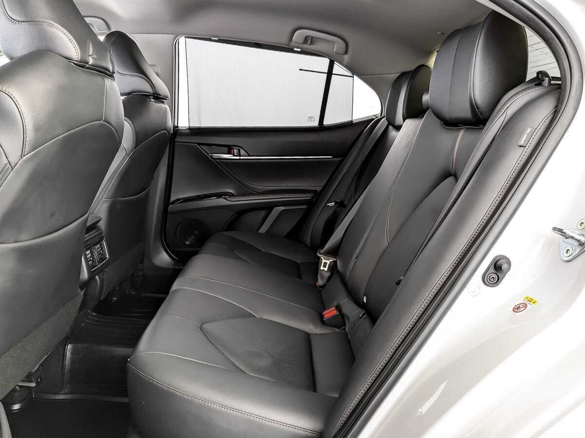 Toyota Camry, 2019 Фото №12