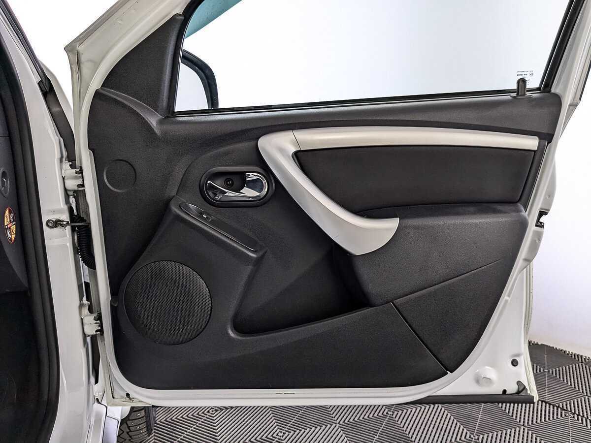 Nissan Terrano, 2021 Фото №24