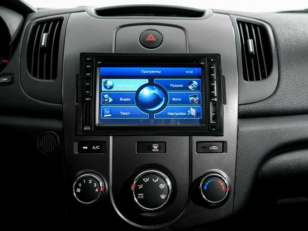 Kia Cerato 6-speed, 2010 Фото №14