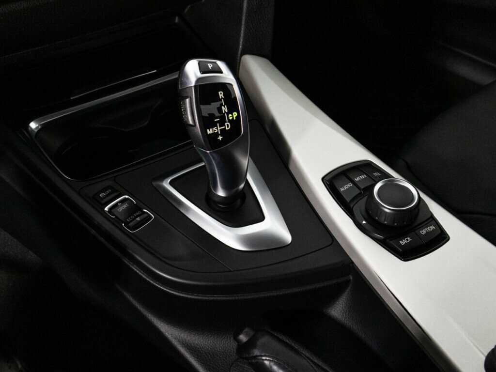 BMW 3 серии 316i, 2013 Фото №17