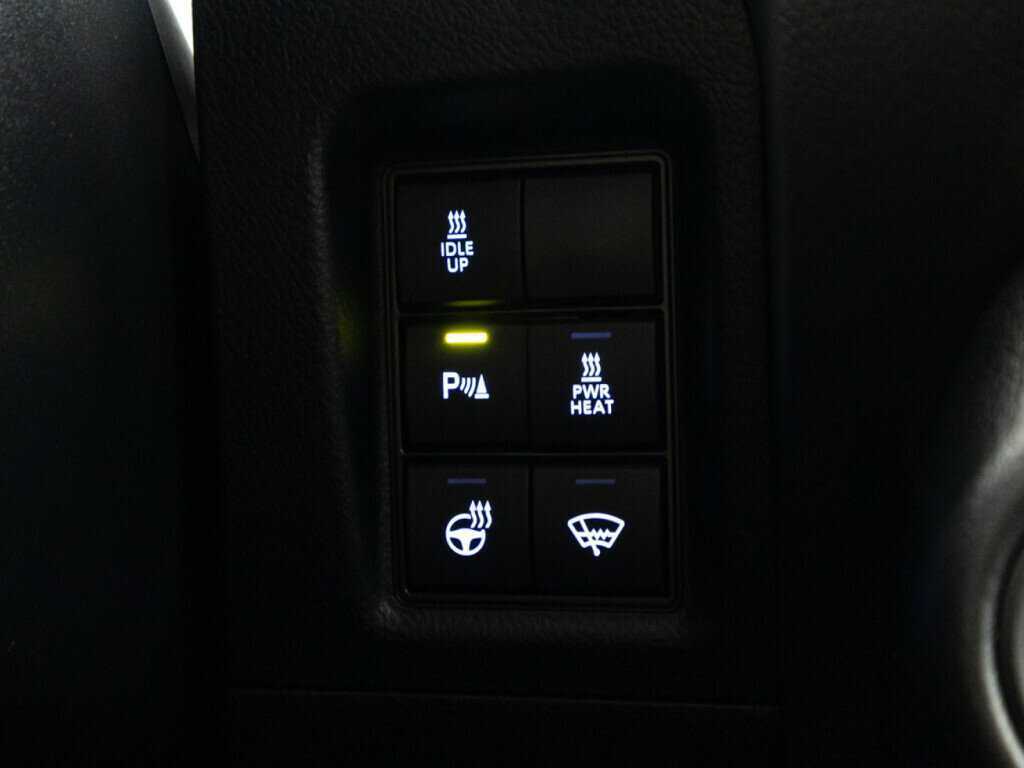 Toyota Land Cruiser Prado, 2022 Фото №20