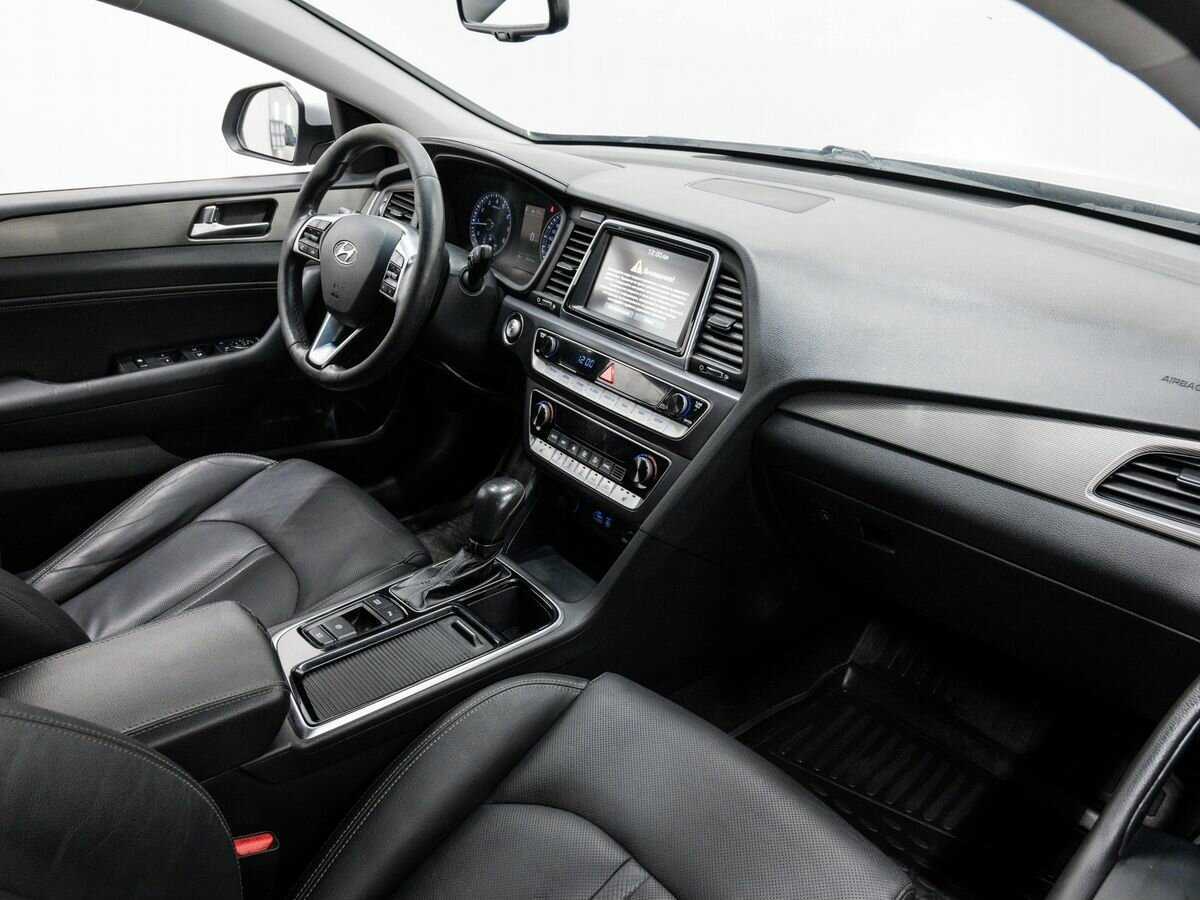 Hyundai Sonata, 2019 Фото №8