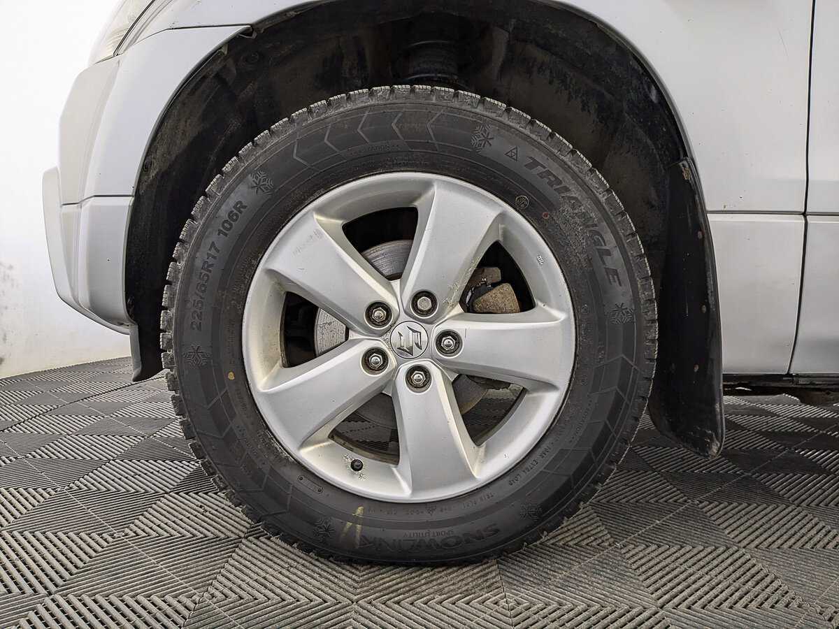 Suzuki Grand Vitara, 2010 Фото №12