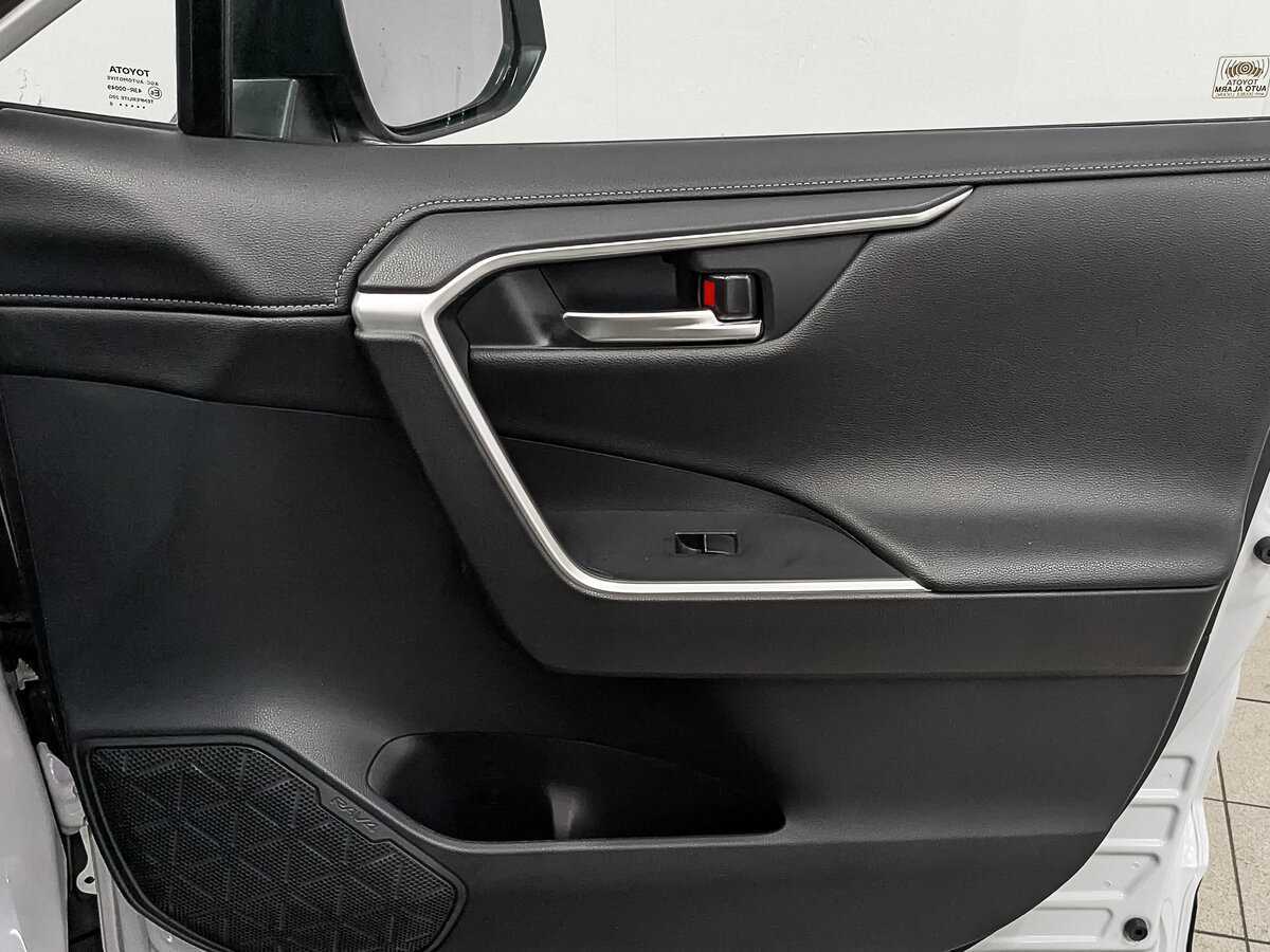 Toyota RAV4, 2020 Фото №24