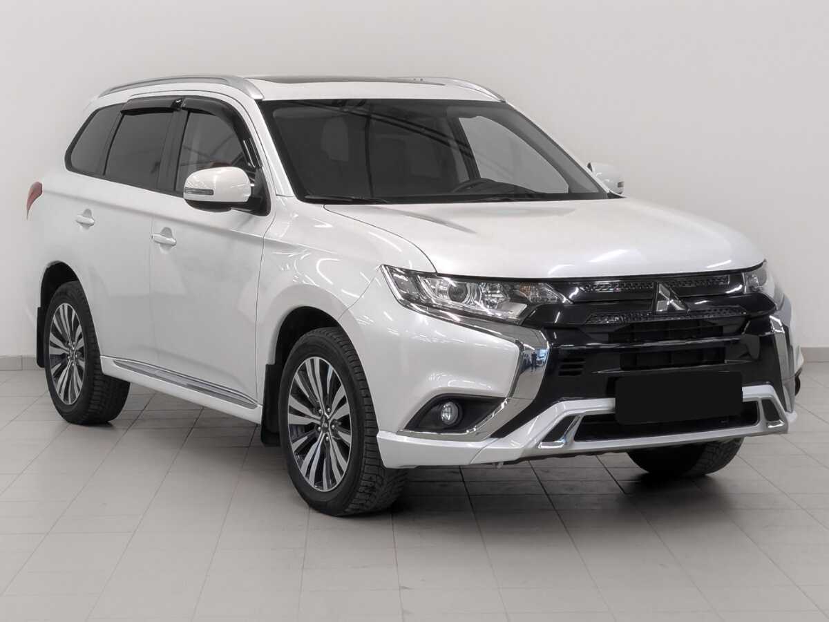 Mitsubishi Outlander, 2022 - 8 874 км. | Фото №3
