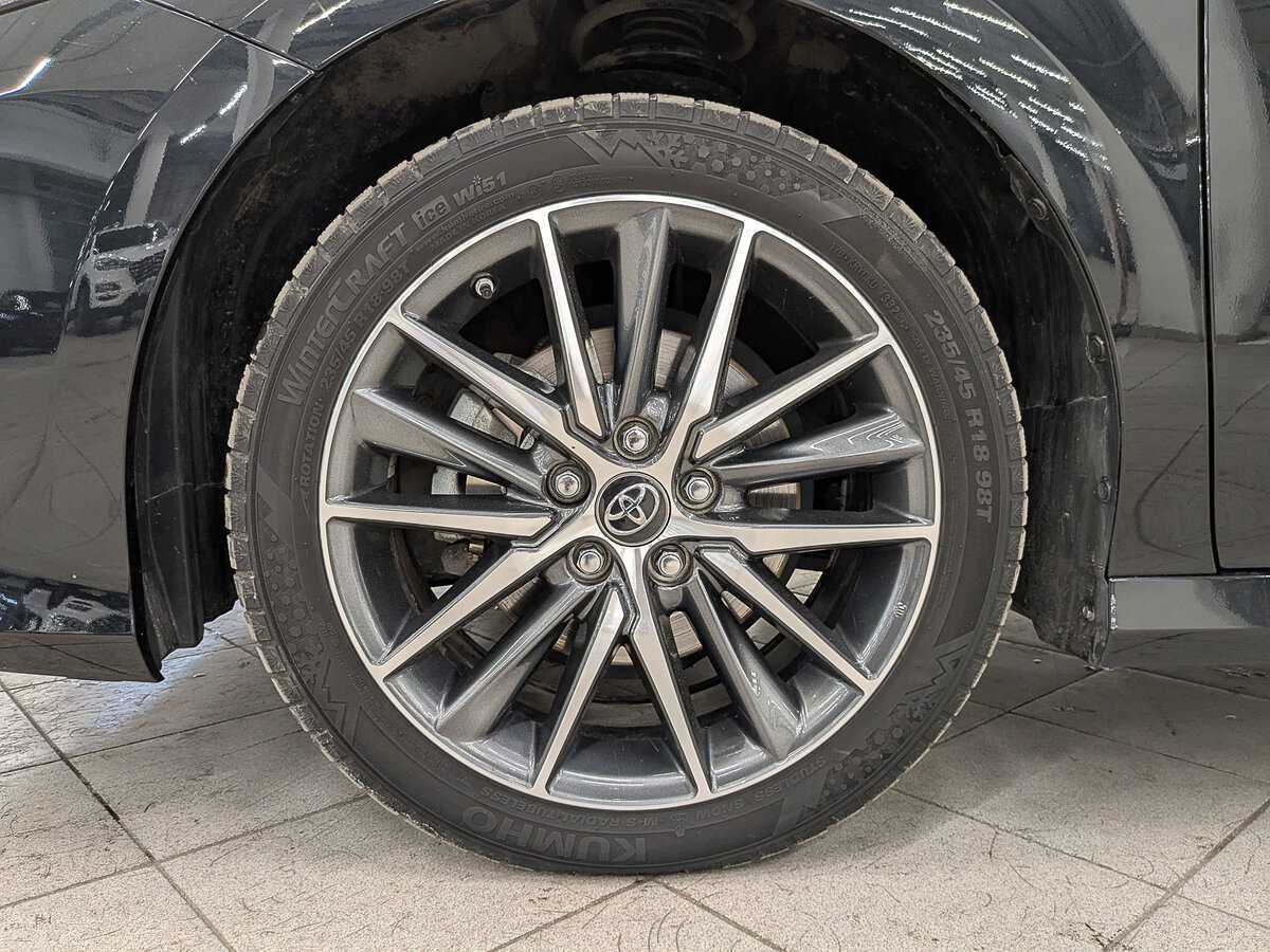 Toyota Camry, 2023 Фото №12