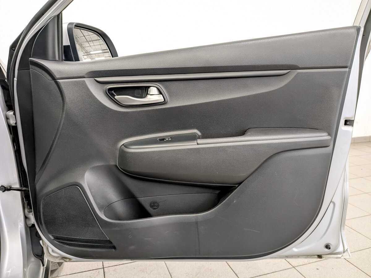 Kia Rio X-Line, 2020 Фото №24