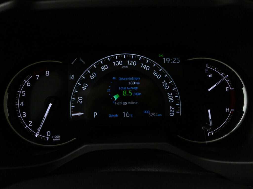 Toyota RAV4, 2022 Фото №12