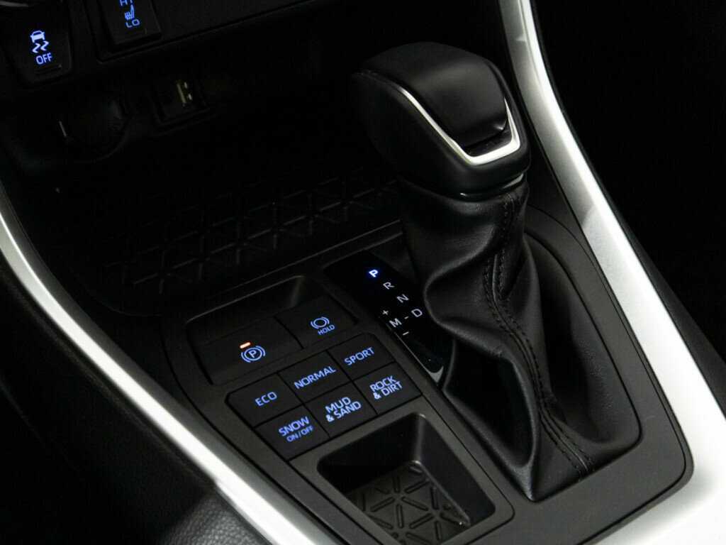 Toyota RAV4, 2022 Фото №18