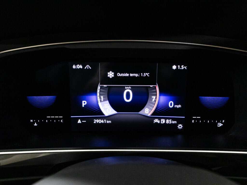 Volkswagen Tiguan, 2022 Фото №12