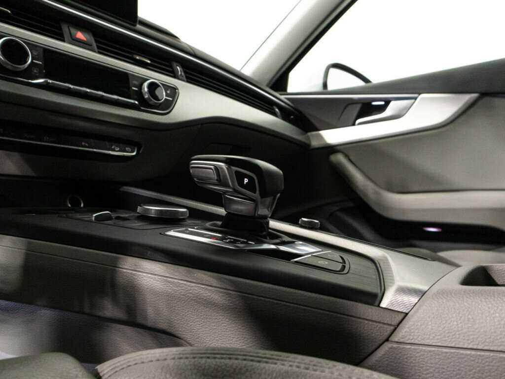 Audi A4, 2015 Фото №19