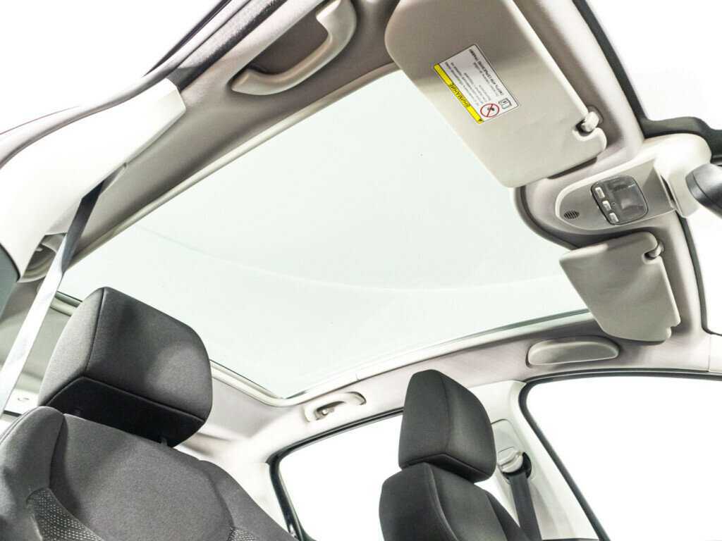 Peugeot 308, 2012 Фото №16