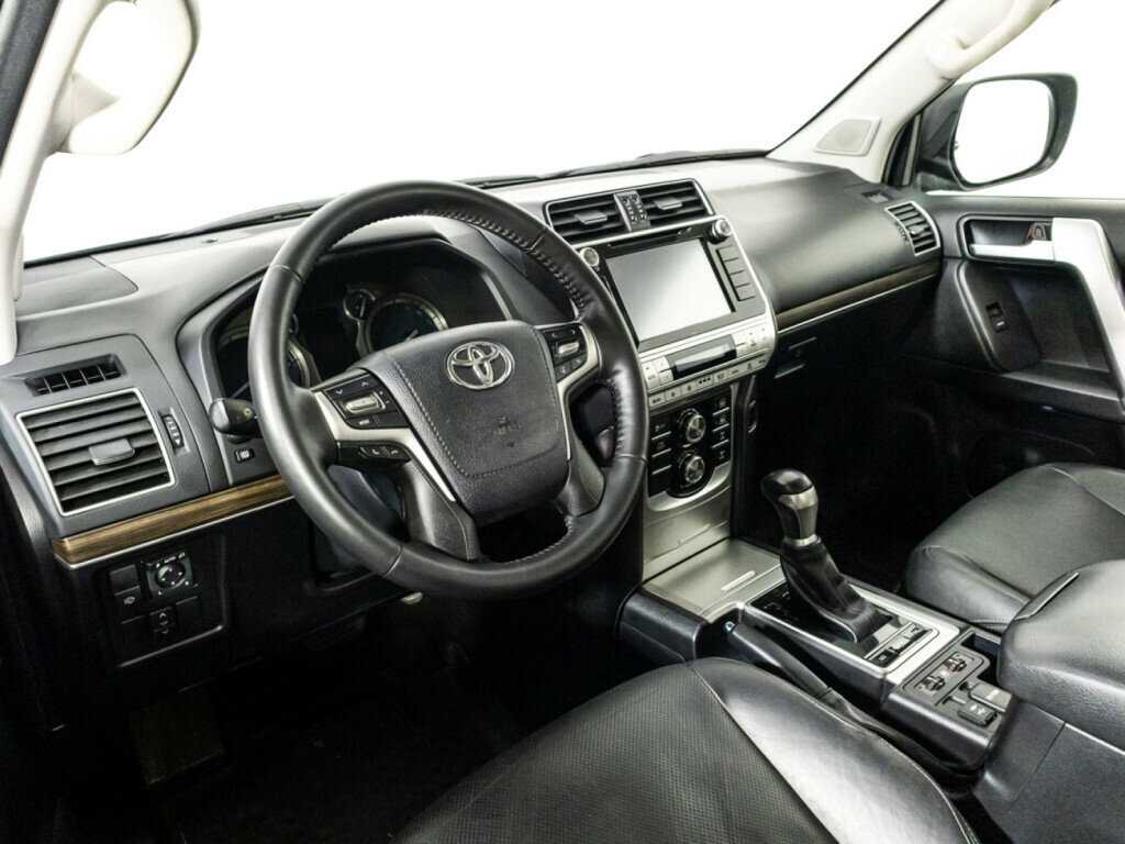 Toyota Land Cruiser Prado, 2018 Фото №11