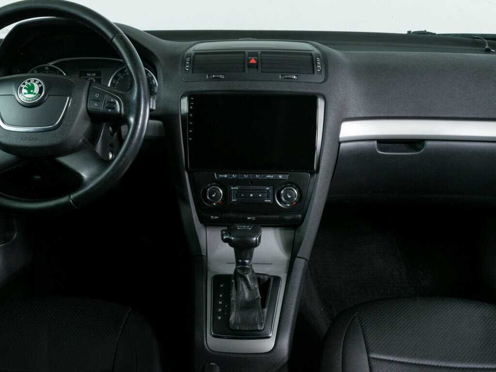 Skoda Octavia DSG7, 2011 Фото №9