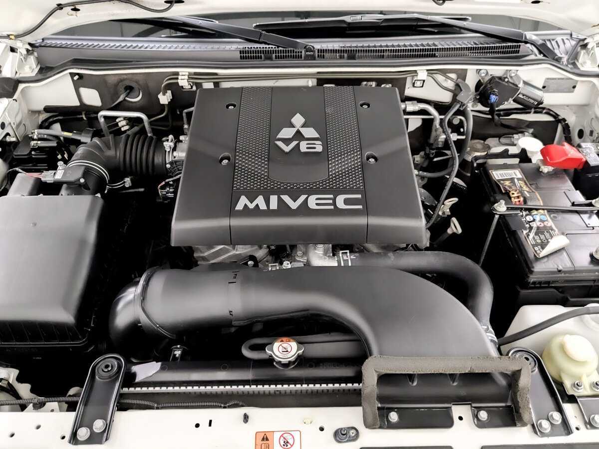 Mitsubishi Pajero, 2020 Фото №9