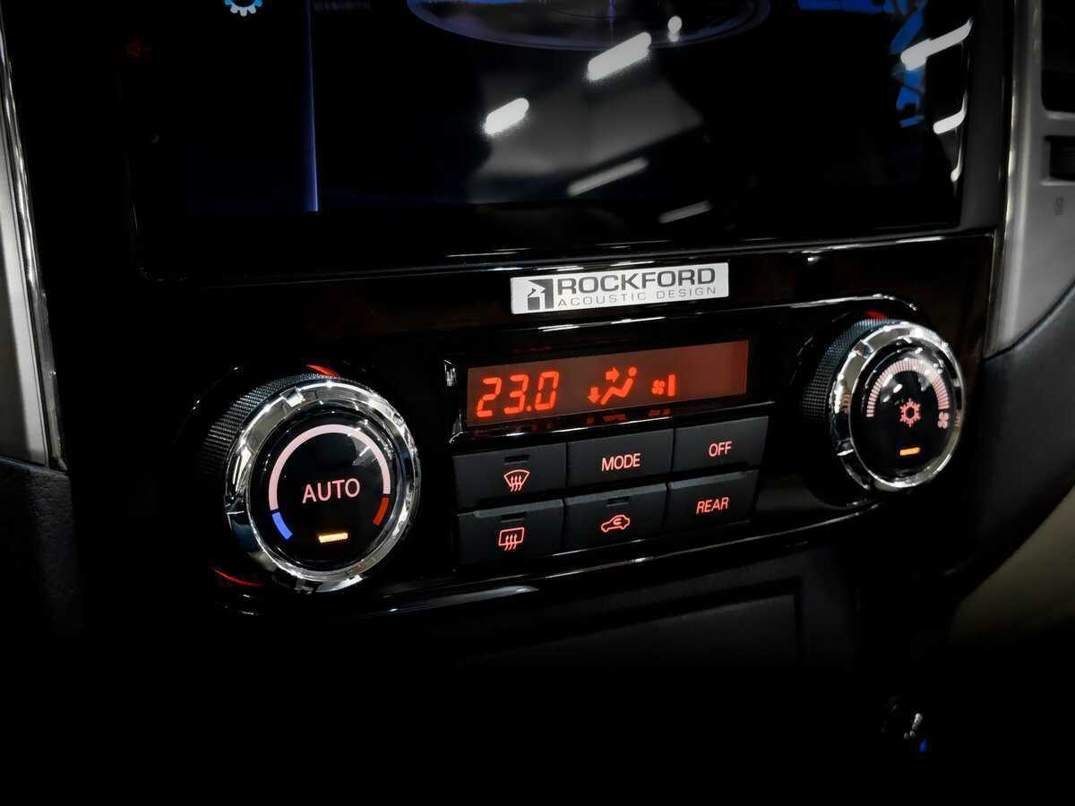 Mitsubishi Pajero, 2020 Фото №26