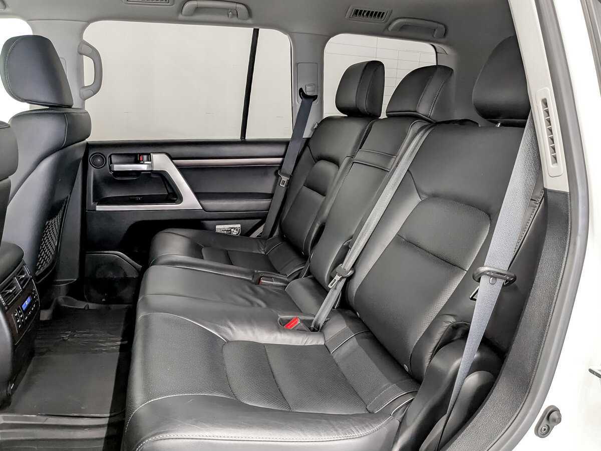 Toyota Land Cruiser, 2020 Фото №12