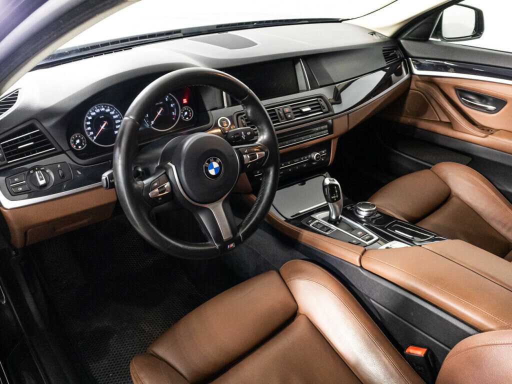 BMW 5 серии 520i, 2016 Фото №11