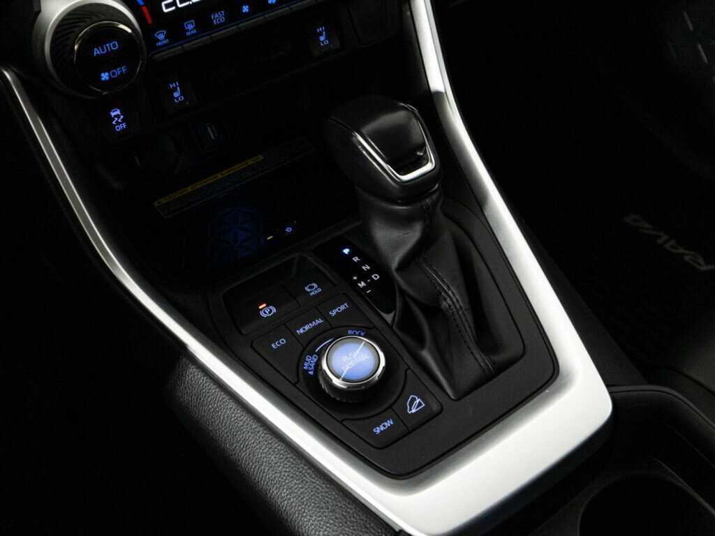 Toyota RAV4, 2022 Фото №19