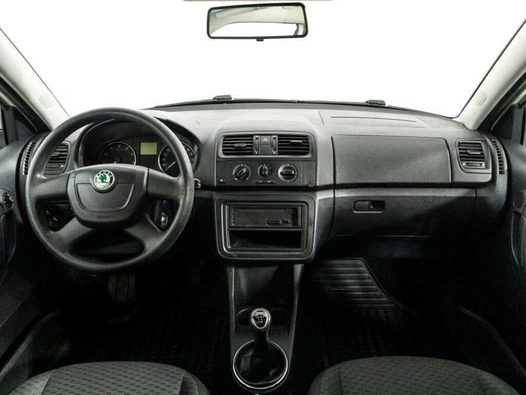 Skoda Fabia, 2010 Фото №13