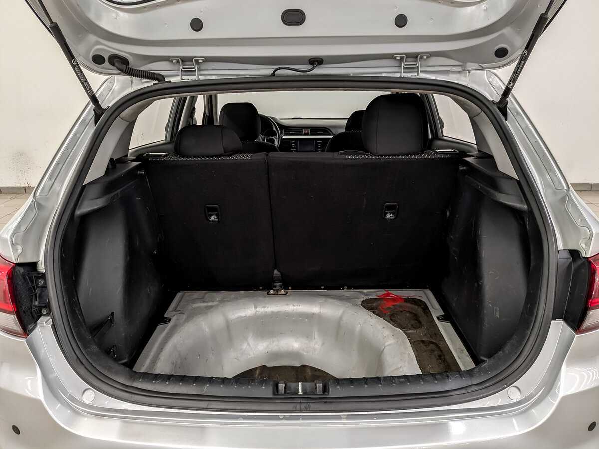 Kia Rio X-Line, 2020 Фото №10