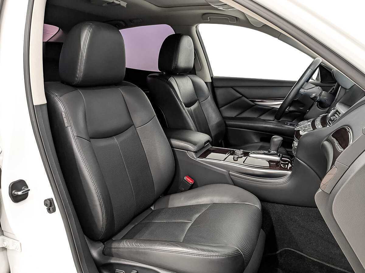 Infiniti Q70, 2016 Фото №24