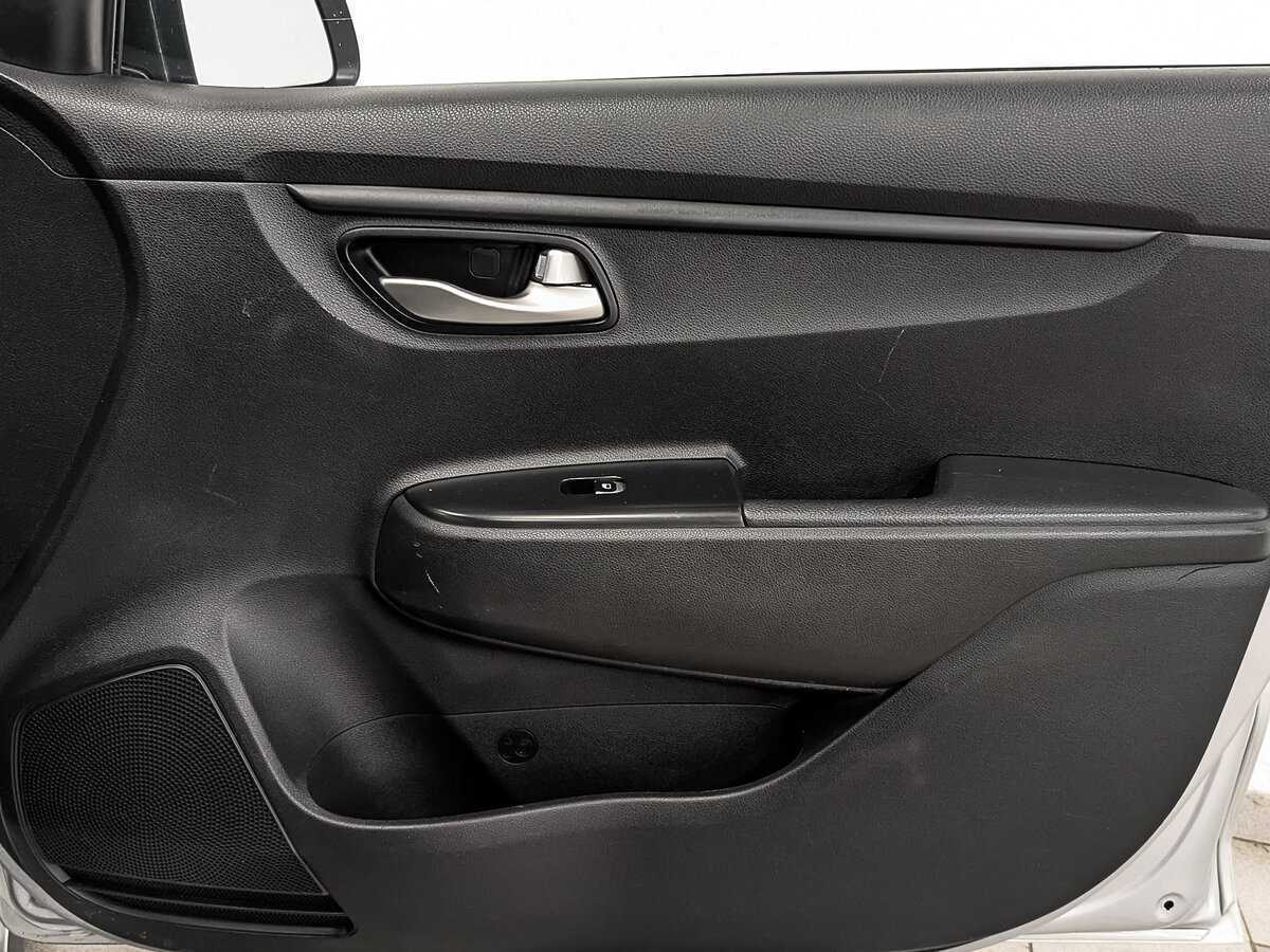 Kia Rio X-Line, 2020 Фото №25