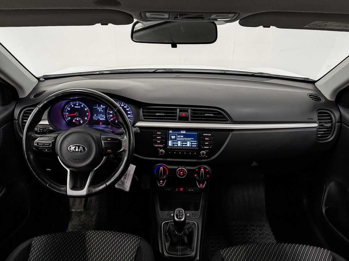 Kia Rio, 2017 Фото №14