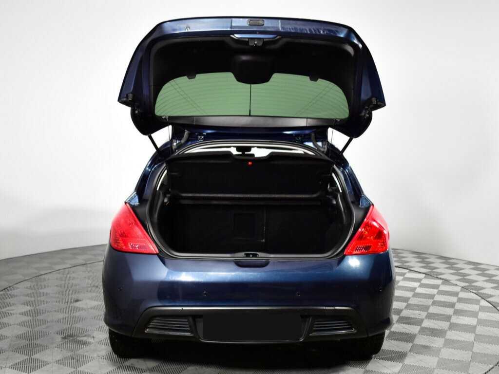 Peugeot 308, 2011 Фото №15