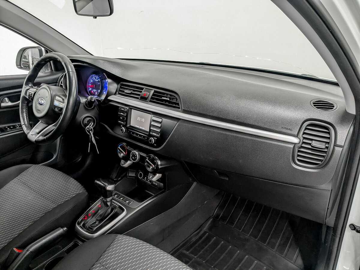 Kia Rio X-Line, 2020 Фото №11