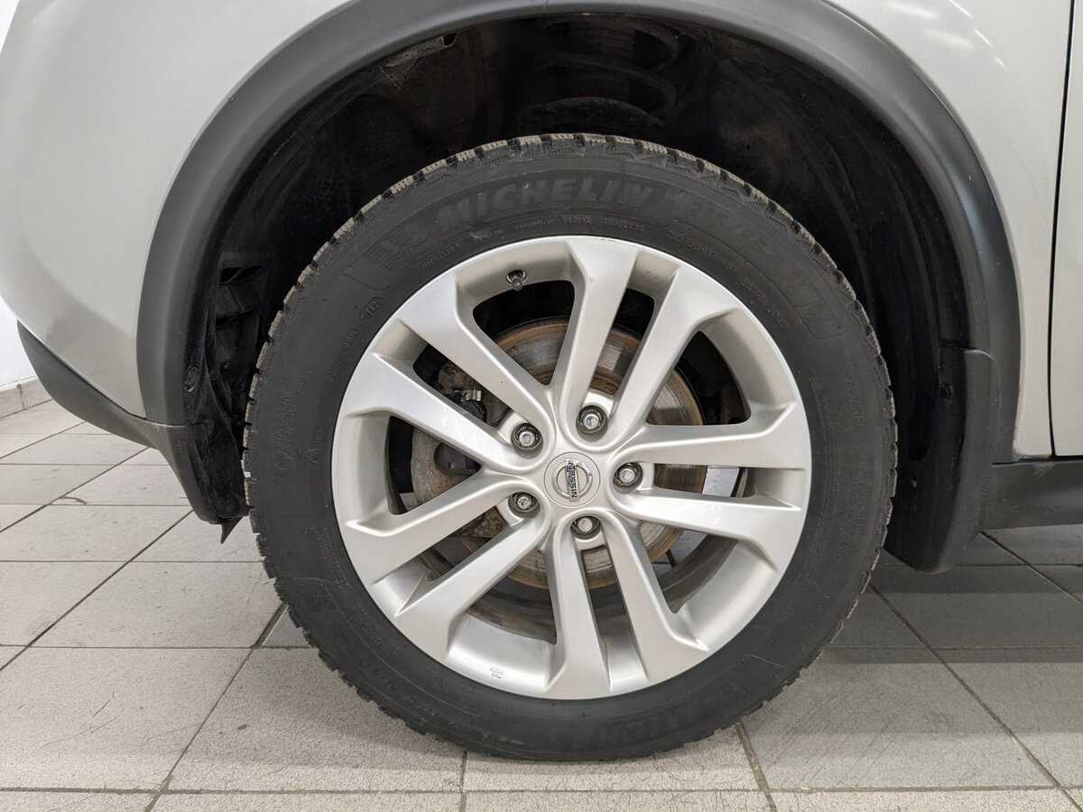 Nissan Juke, 2011 Фото №18